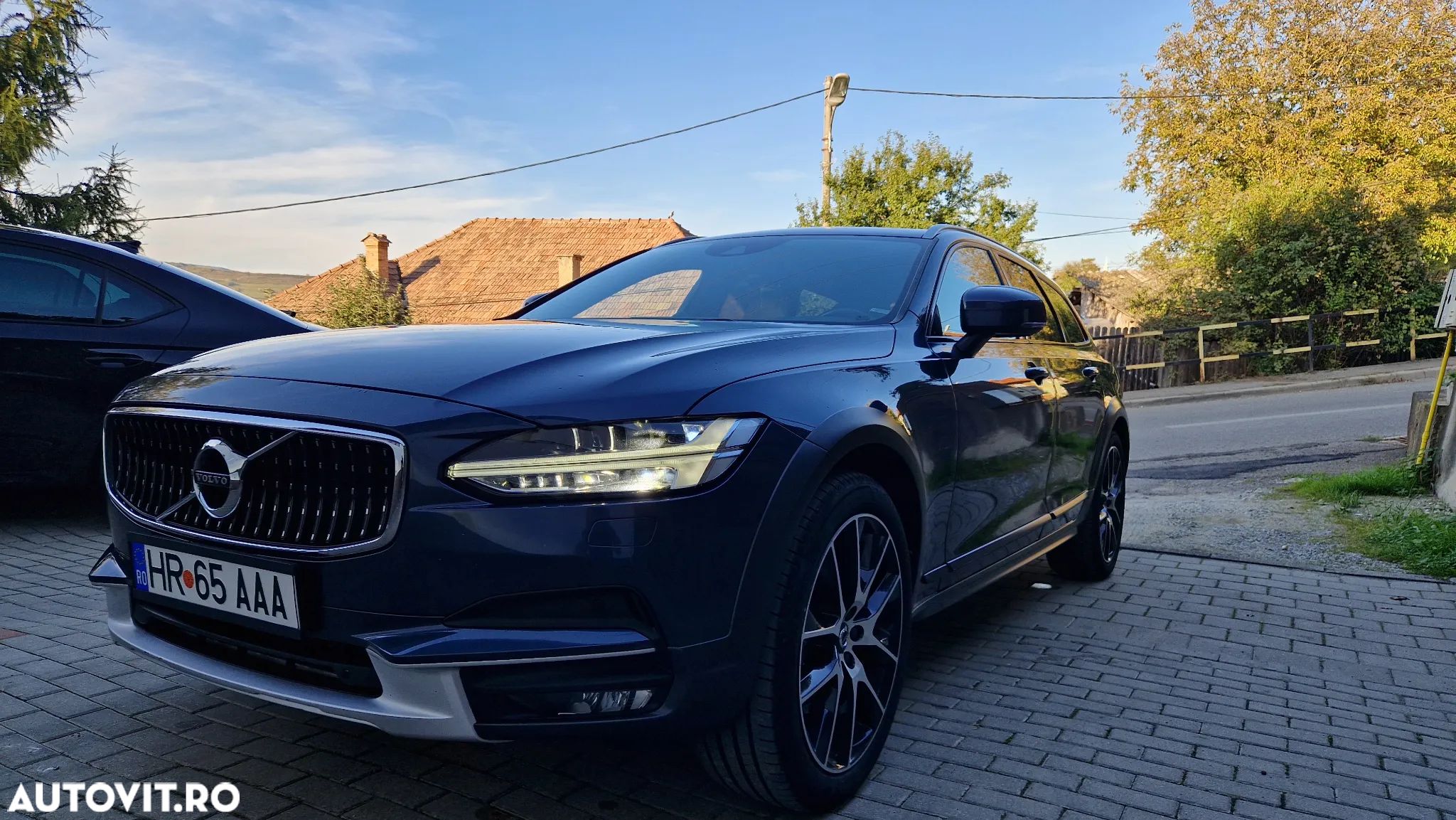 Volvo V90 V90CC T6 AWD - 1