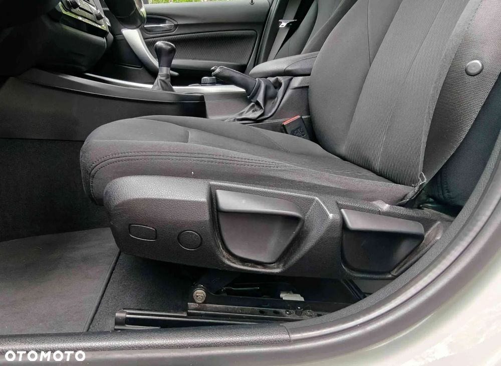BMW Seria 1 - 15