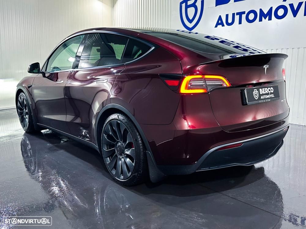 Tesla Model Y Performance Dual Motor AWD - 7