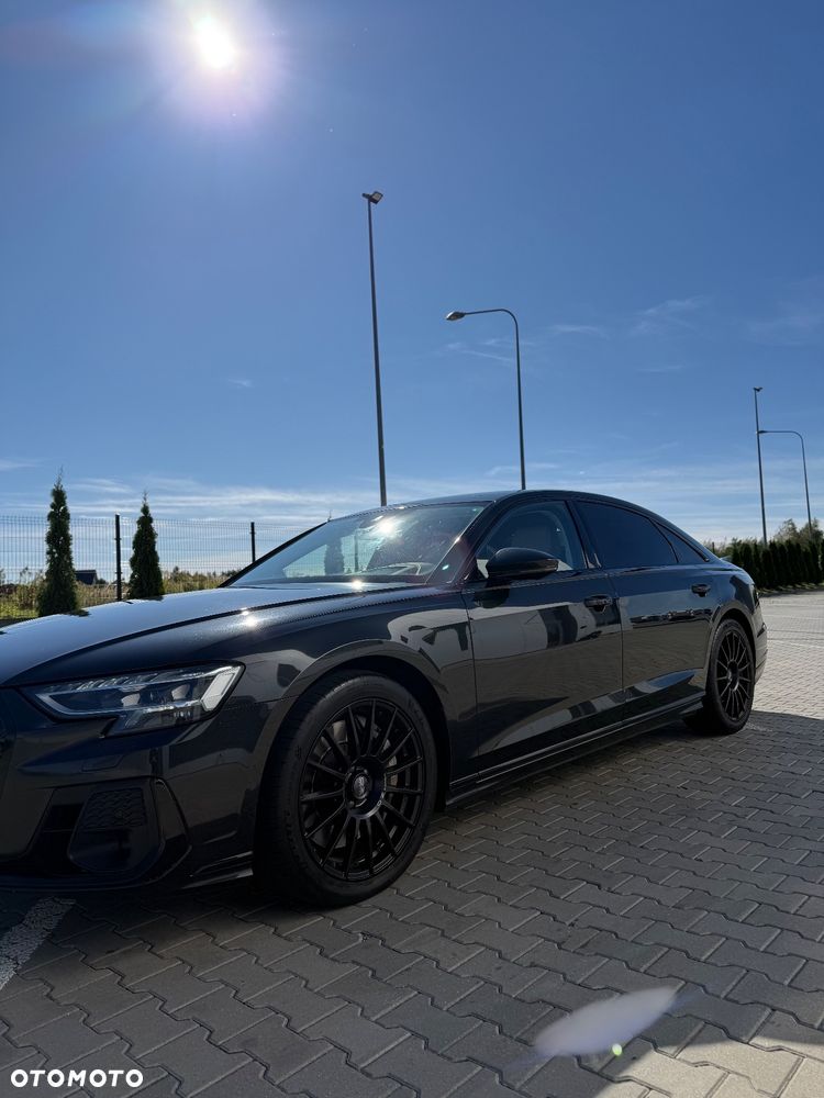 Audi A8 - 2