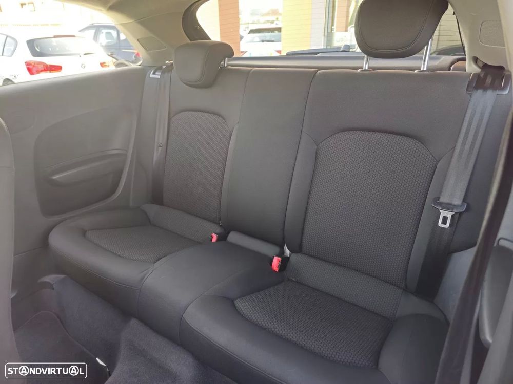 Audi A1 Sportback 1.2 TFSI S line edition - 10
