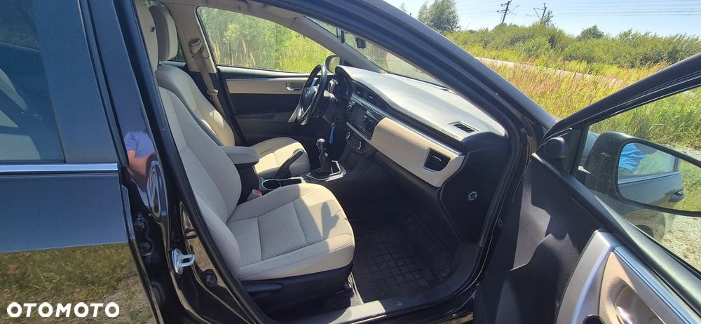 Toyota Corolla 1.6 Prestige EU6 - 11