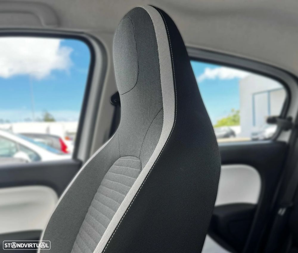 Renault Twingo Z.E. 22 Zen - 11