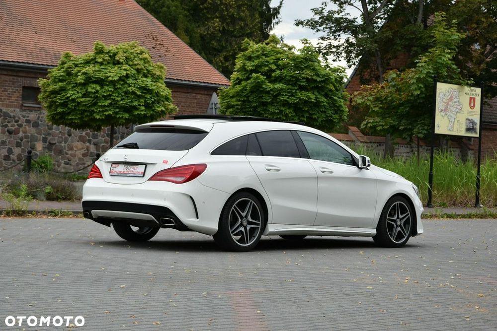 Mercedes-Benz CLA 200 7G-DCT AMG Line - 23