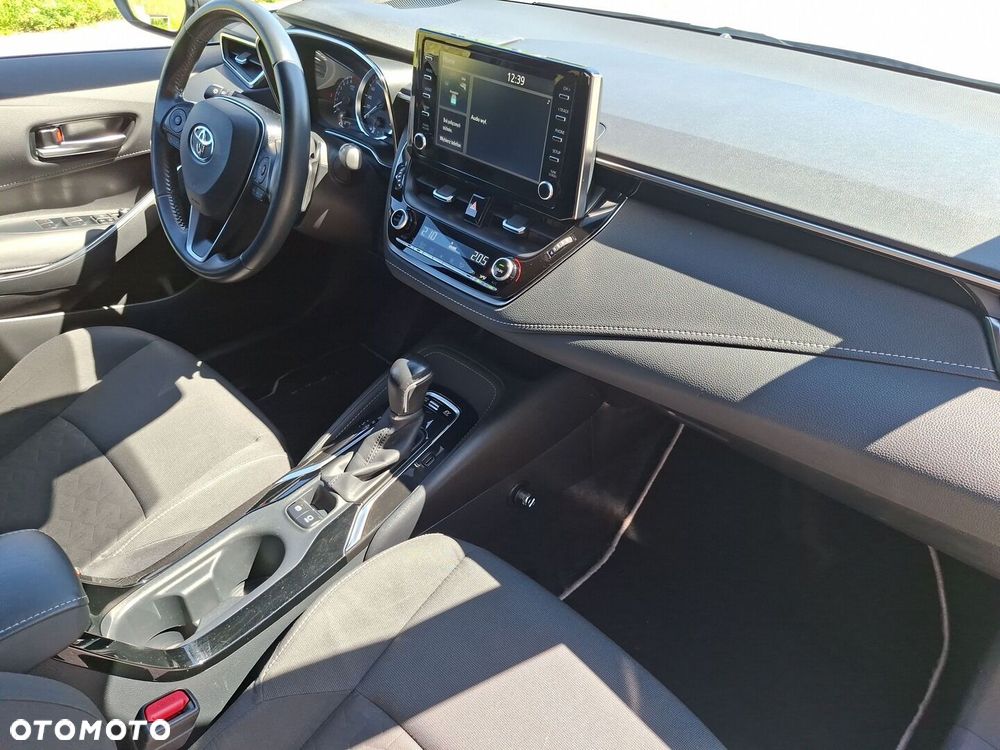 Toyota Corolla 2.0 Hybrid Comfort - 22