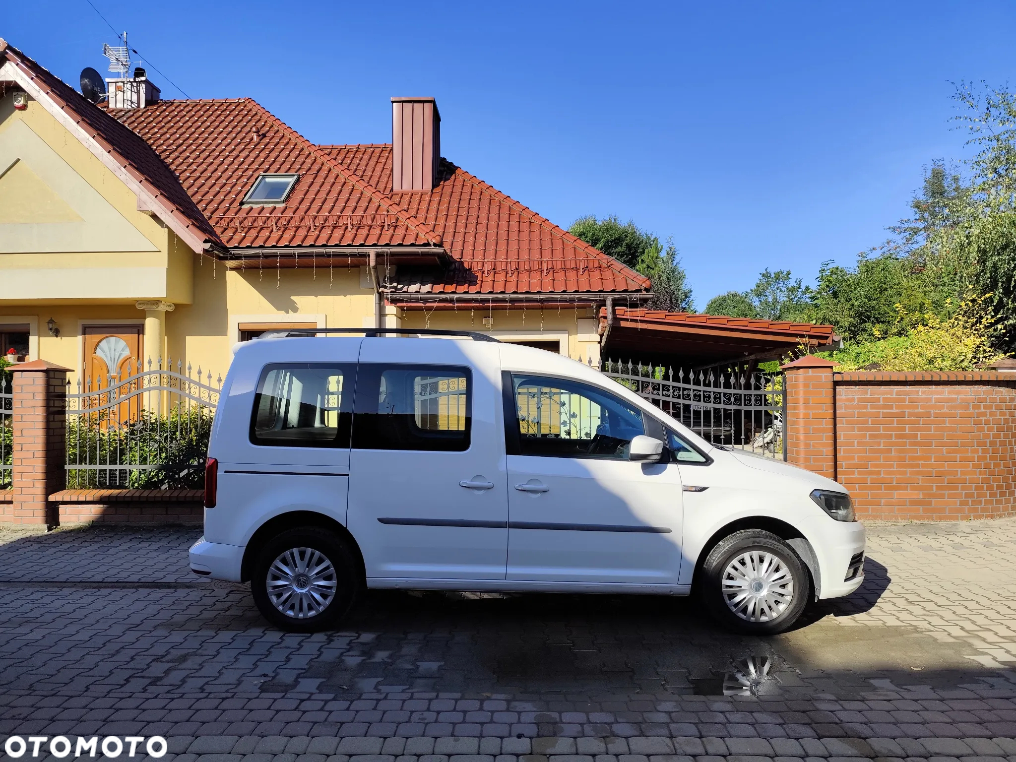 Volkswagen Caddy 2.0 TDI Trendline - 2