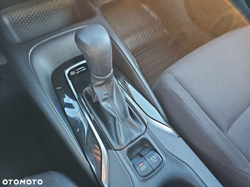 Toyota Corolla 1.8 Hybrid Active - 24