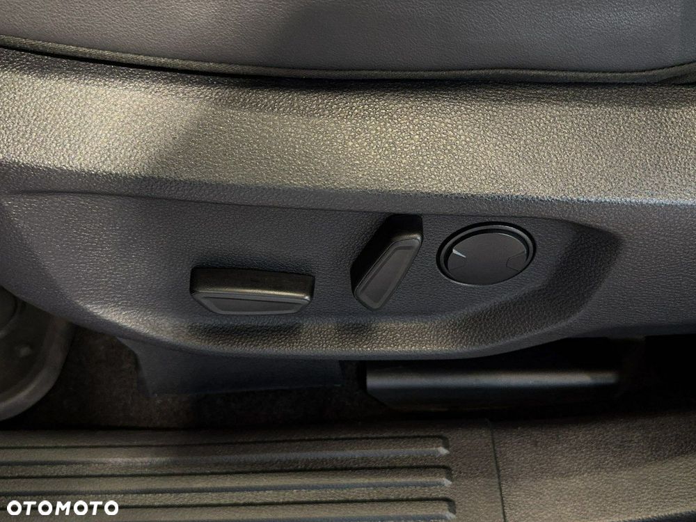 Volkswagen Amarok - 14