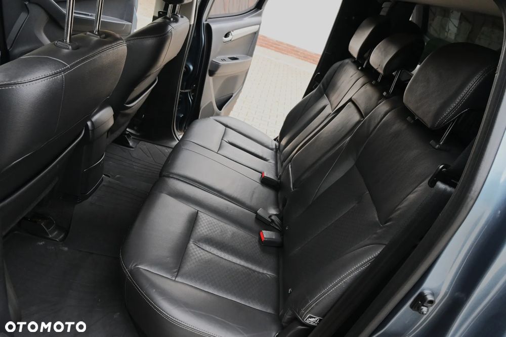 Isuzu D-Max 2.5 EC LS+ - 9