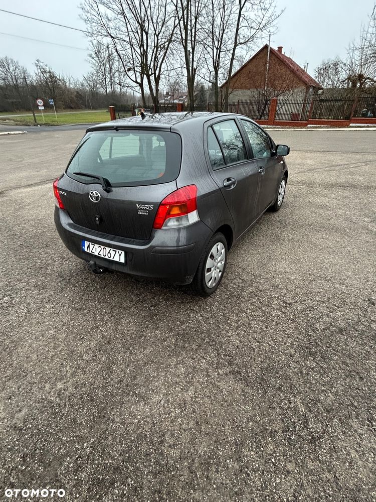 Toyota Yaris 1.33 Sol - 5