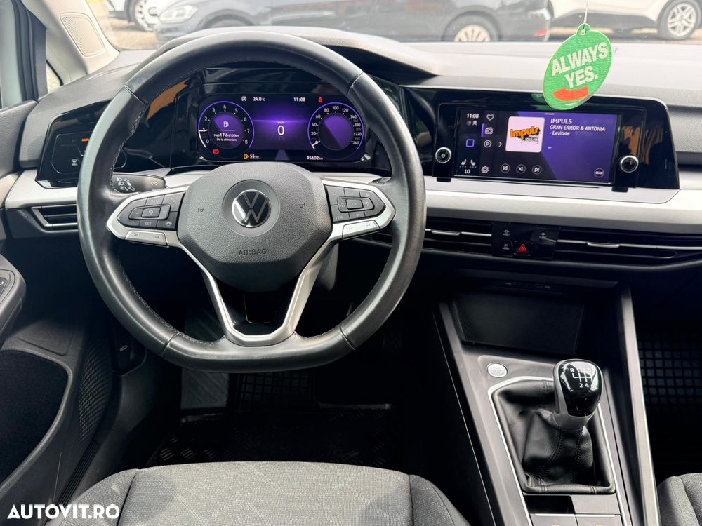 VOLKSWAGEN Golf 2022 — imagine 12