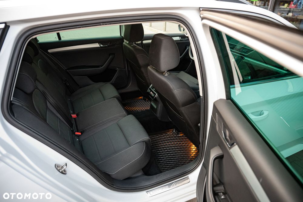 Skoda Superb 1.6 TDI Style - 19