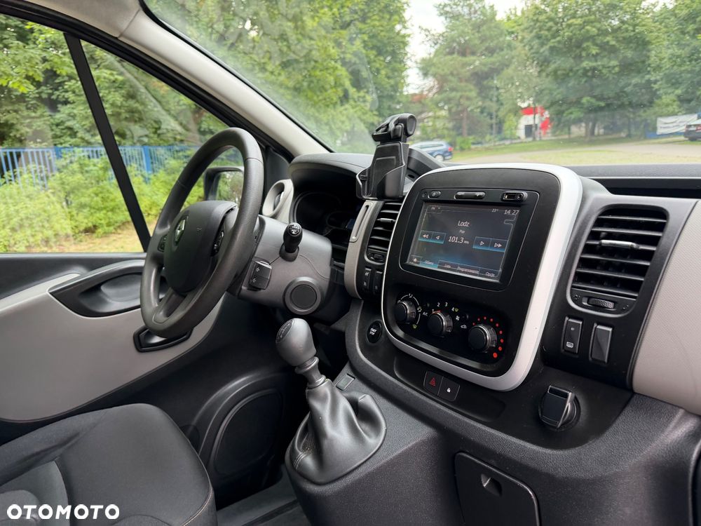 Renault Trafic - 19