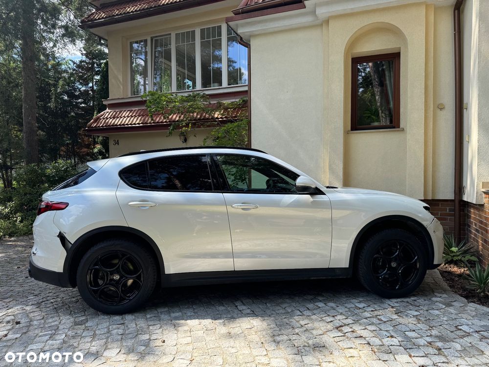 Alfa Romeo Stelvio 2.0 Turbo Veloce TI Q4 - 5