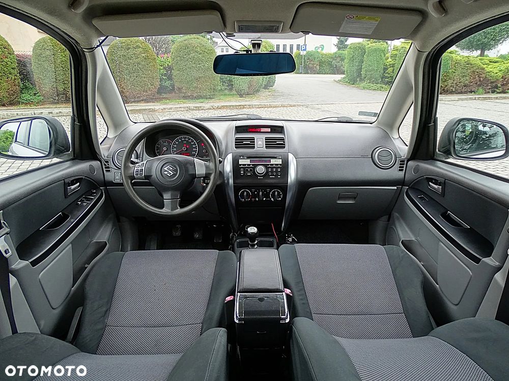 Suzuki SX4 - 27
