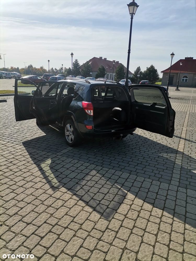 Toyota RAV4 2.2 D-4D X - 7