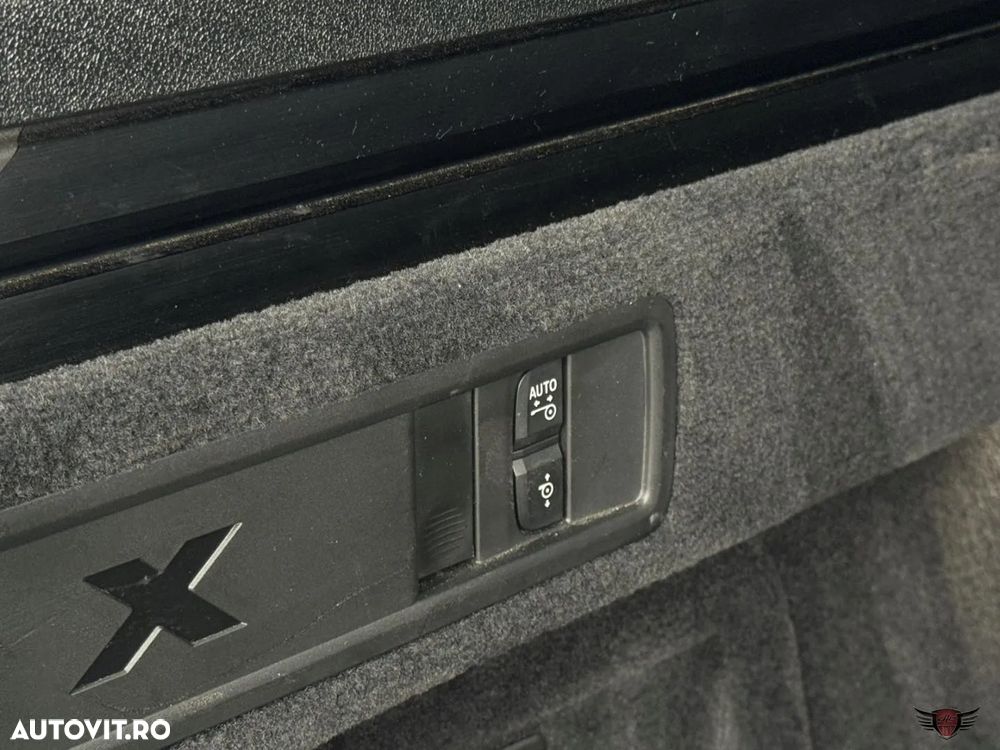 BMW X5 xDrive30d - 23