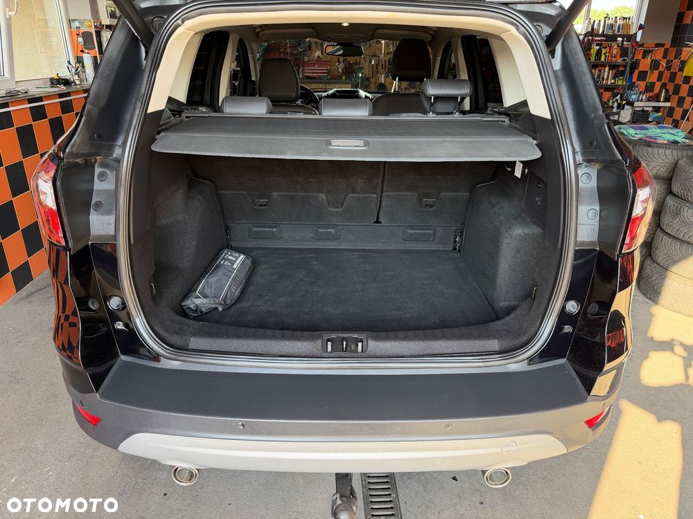 Ford Kuga 2.0 TDCi 4x4 Titanium - 9