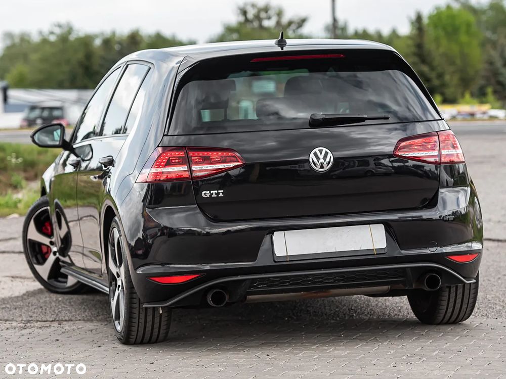Volkswagen Golf 2.0 TSI 4Mot R DSG - 8