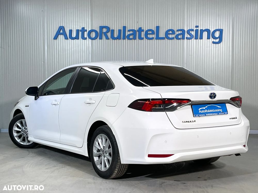 Toyota Corolla Sedan 1.8 HSD Business - 4