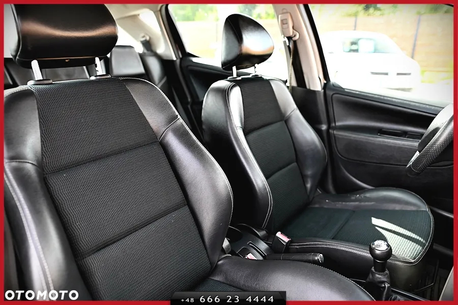 Peugeot 207 1.6 VTi Premium - 16