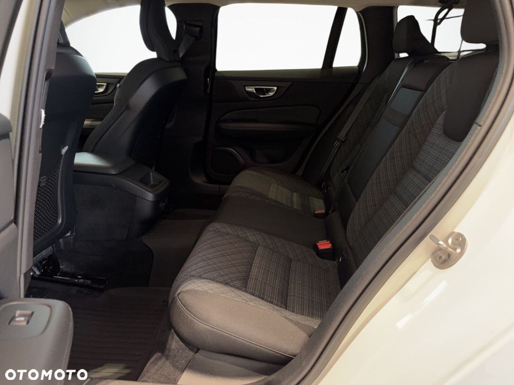 Volvo V60 - 22