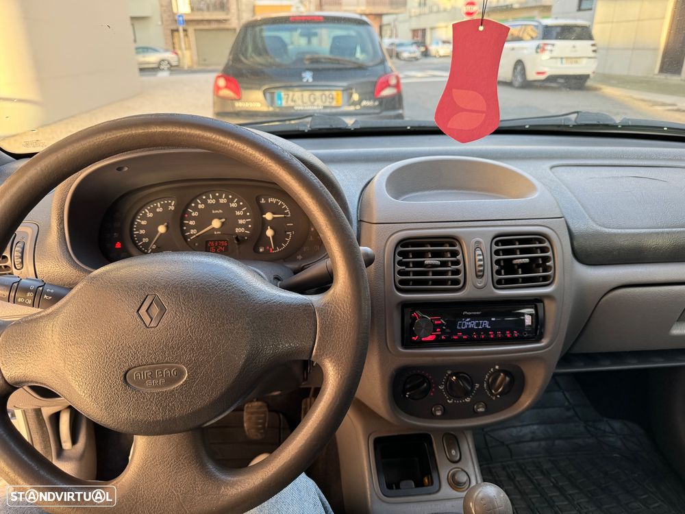 Renault Clio 1.2 - 12
