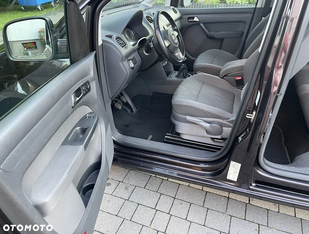 Volkswagen Caddy Comfortline - 15