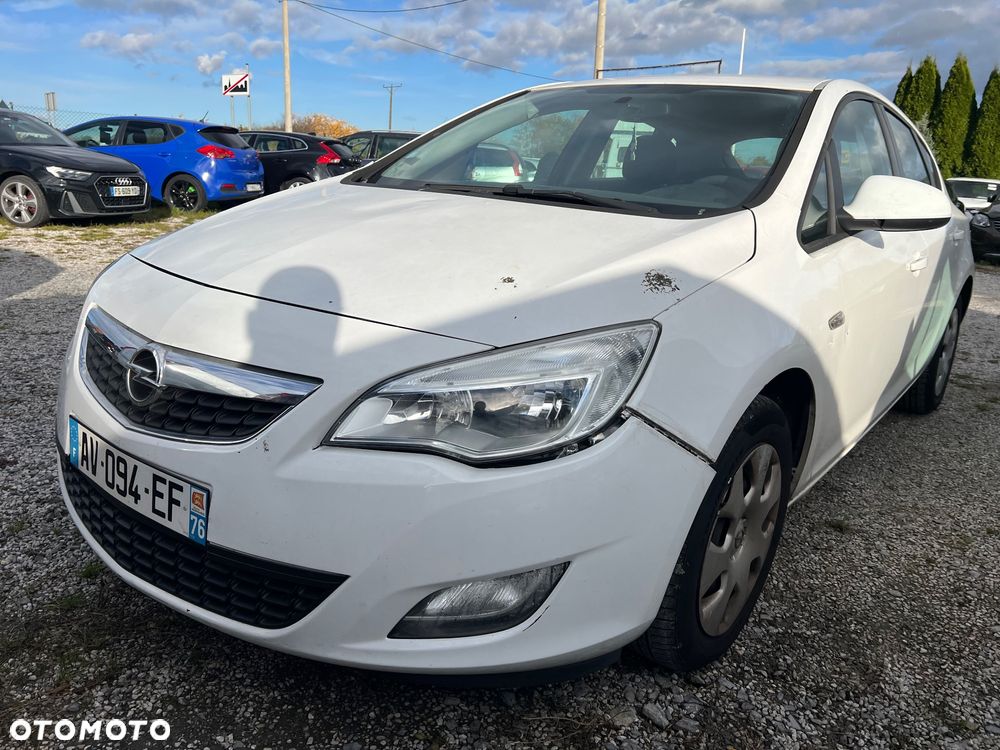 Opel Astra - 3