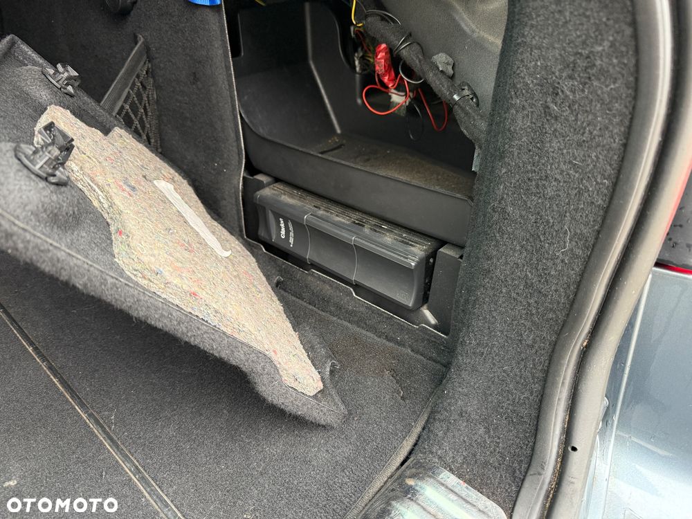 Peugeot 407 2.0 HDI Premium - 16