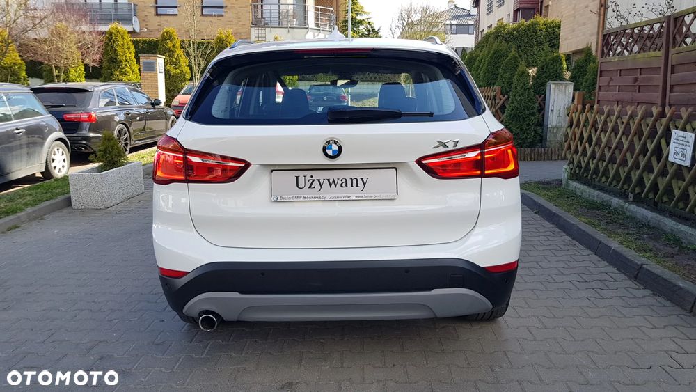 BMW X1 sDrive18d Advantage sport - 7