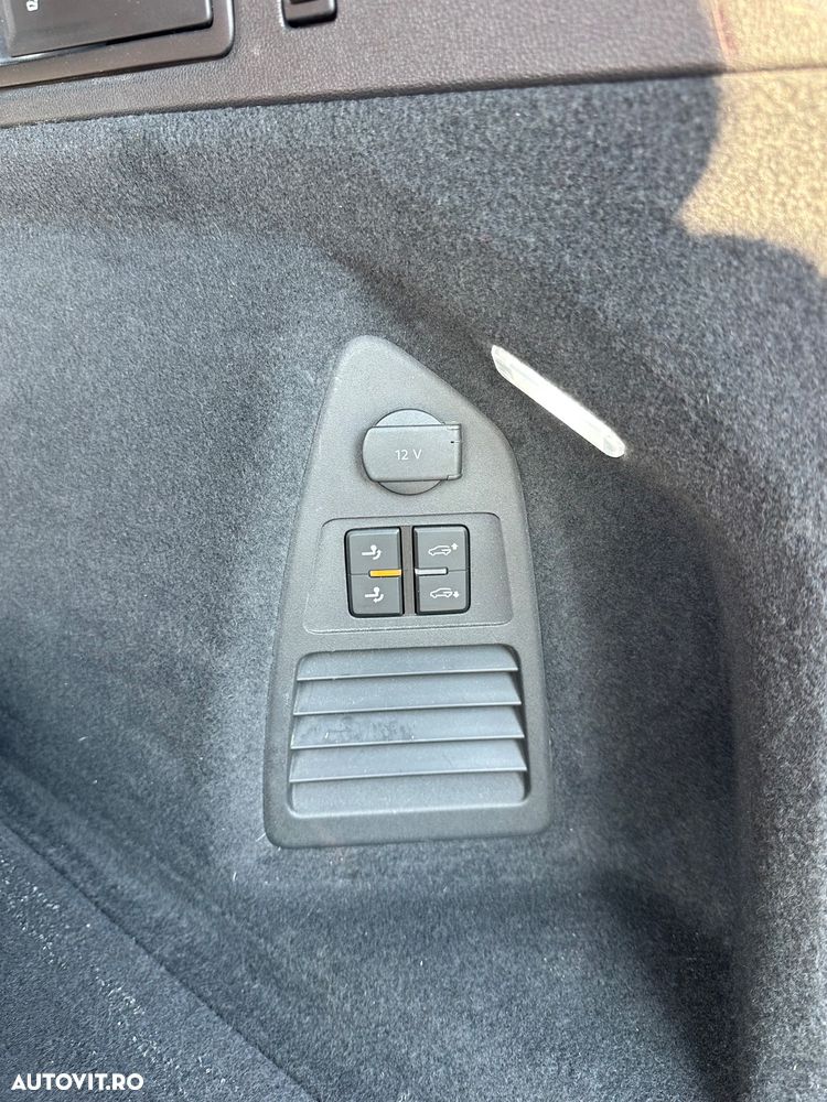 Volkswagen Touareg 3.0 V6 TDI SCR 4Motion Automatik R-Line - 15