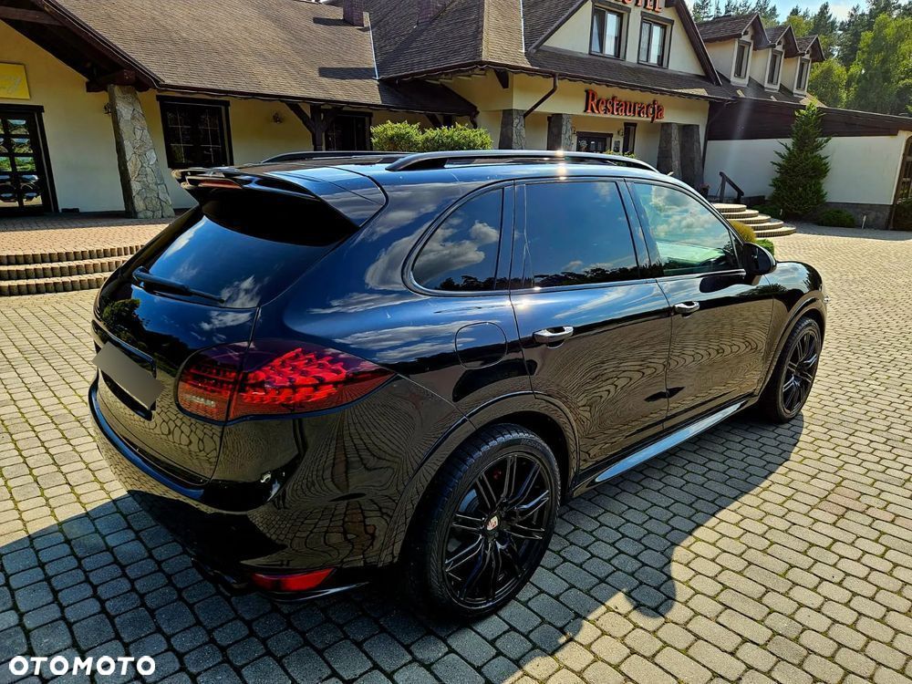 Porsche Cayenne - 13