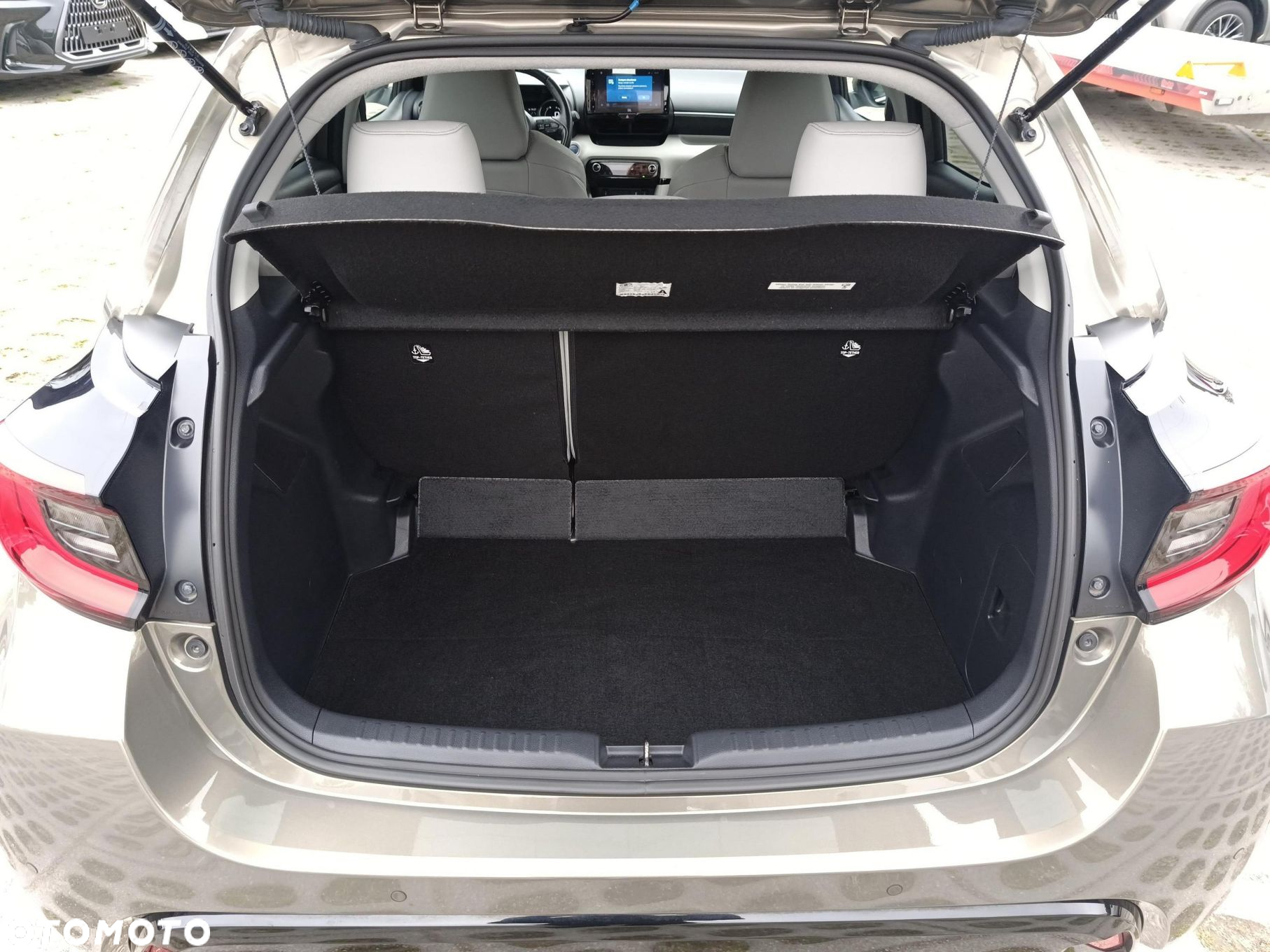 Toyota Yaris - 19
