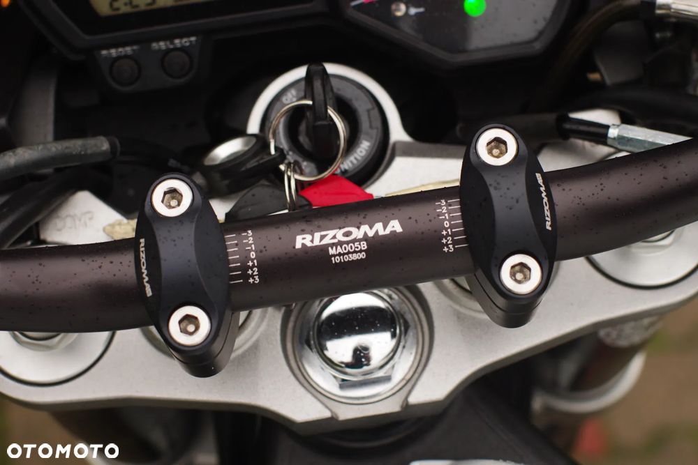 Yamaha FZ - 18