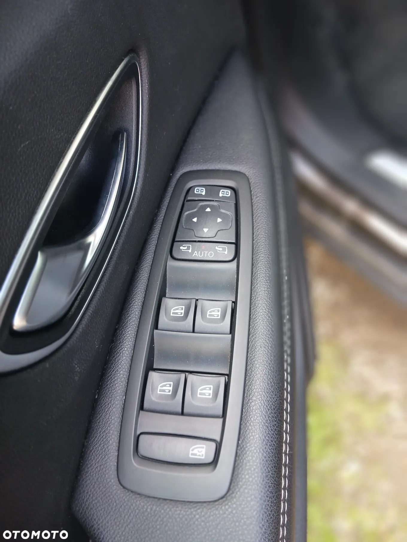 Renault Scenic - 25