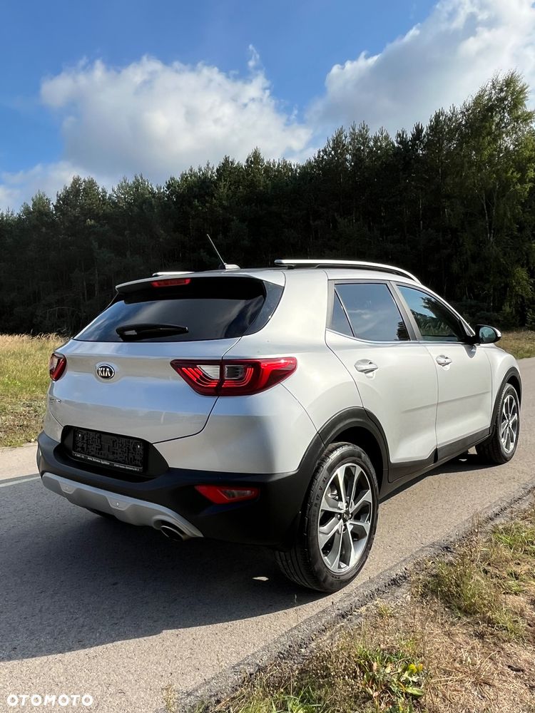 Kia Stonic 1.4 L - 11