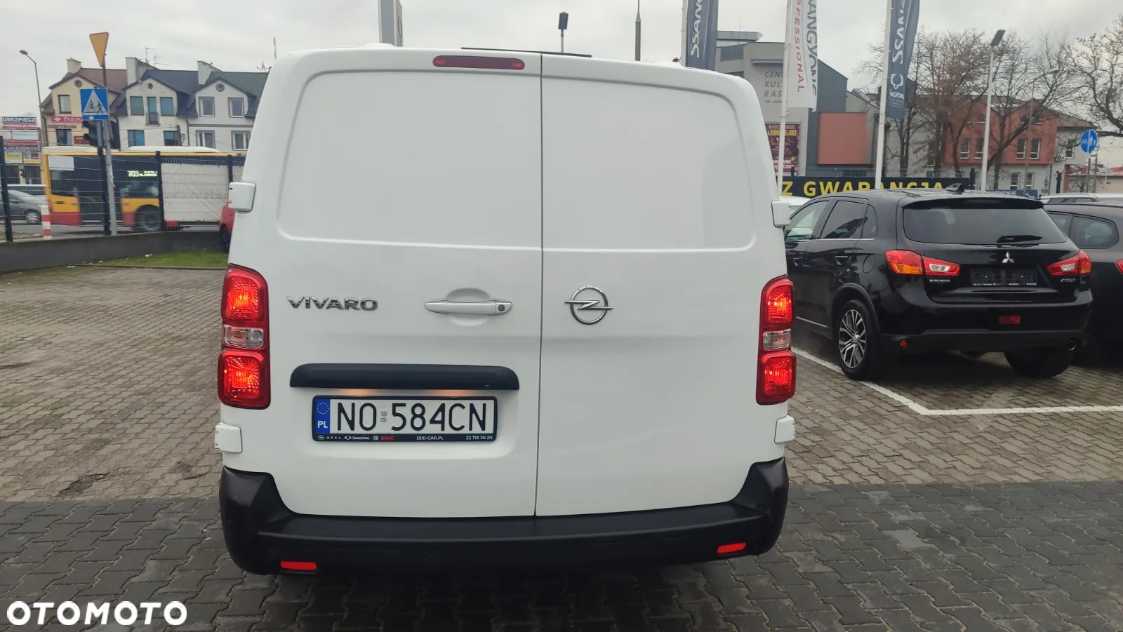 Opel Vivaro C - 9