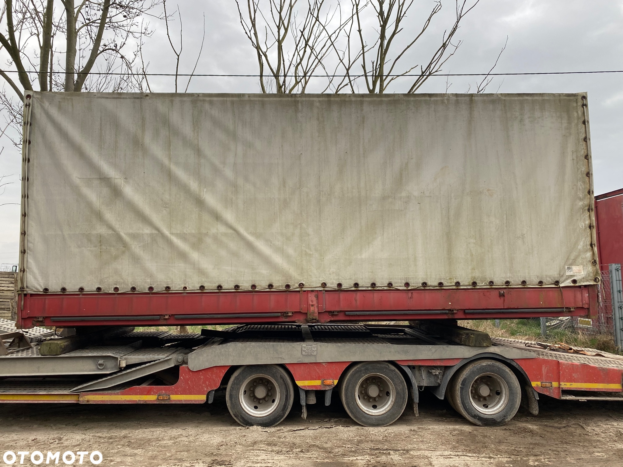 Zabudowa plandeka 6,45 m dach suwany MAN Mercedes DAF IVECO - 7