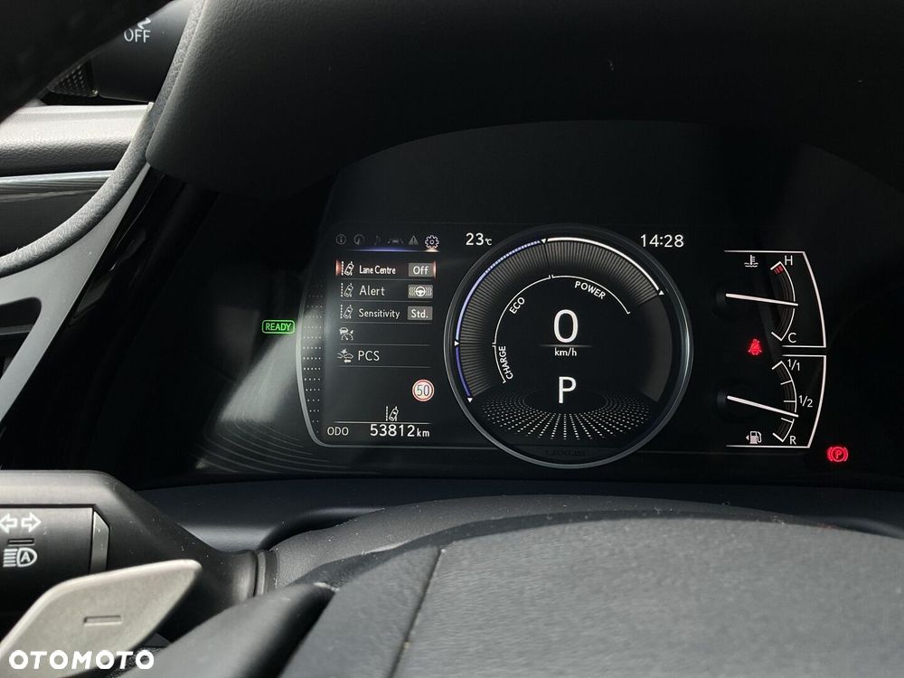 Lexus ES 300h Business Edition - 22