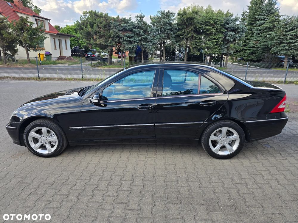 Mercedes-Benz Klasa C 180 Kompressor Avantgarde - 2