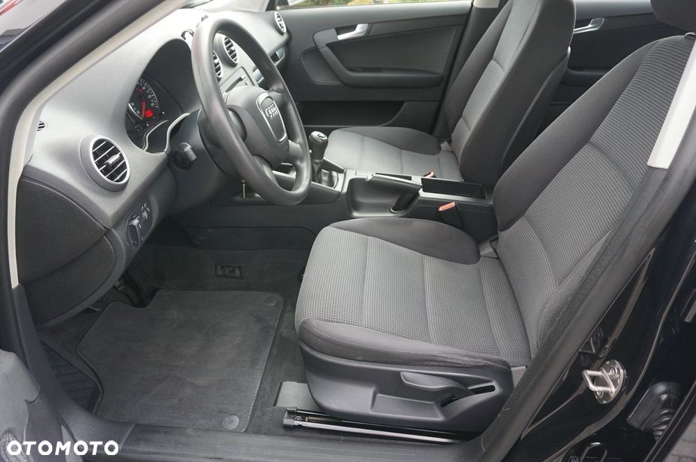 Audi A3 Sportback - 11