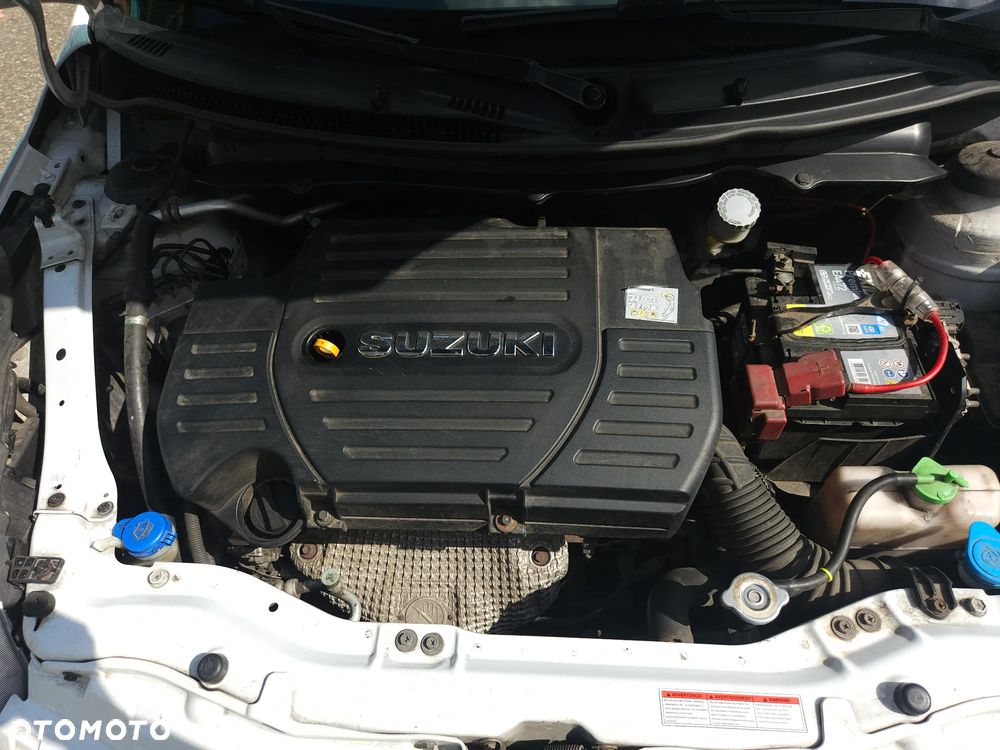 Suzuki Swift 1.6 Sport - 11