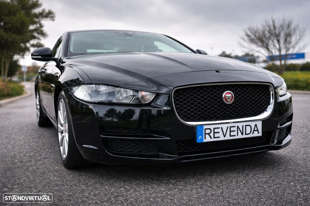 Jaguar XE 2.0 D Prestige AWD Aut. - 43