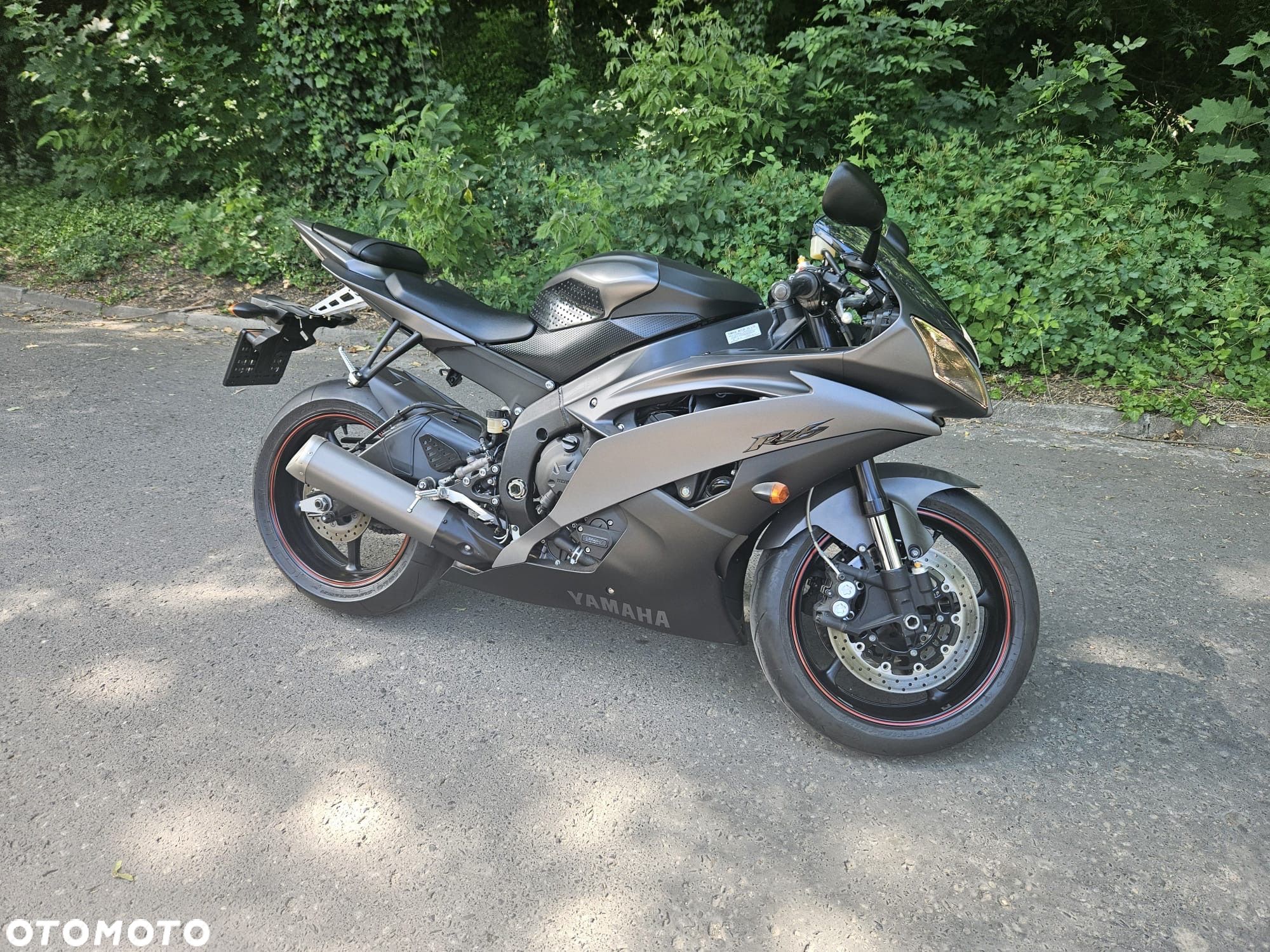 Yamaha R6 - 1