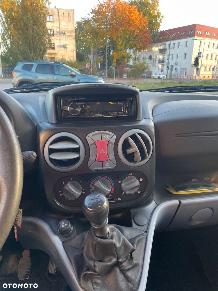 Fiat Doblo 1.6 16v Active / ELX - 6