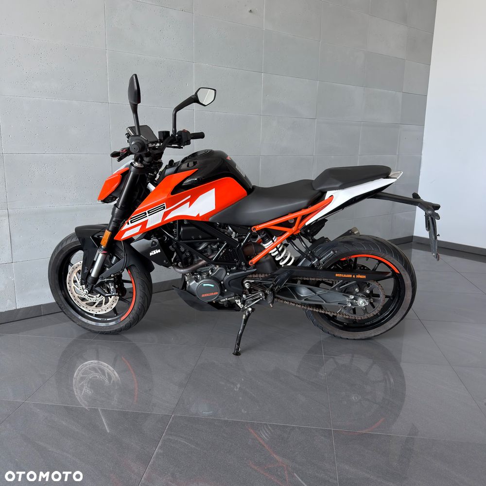 KTM Duke 125 - 9