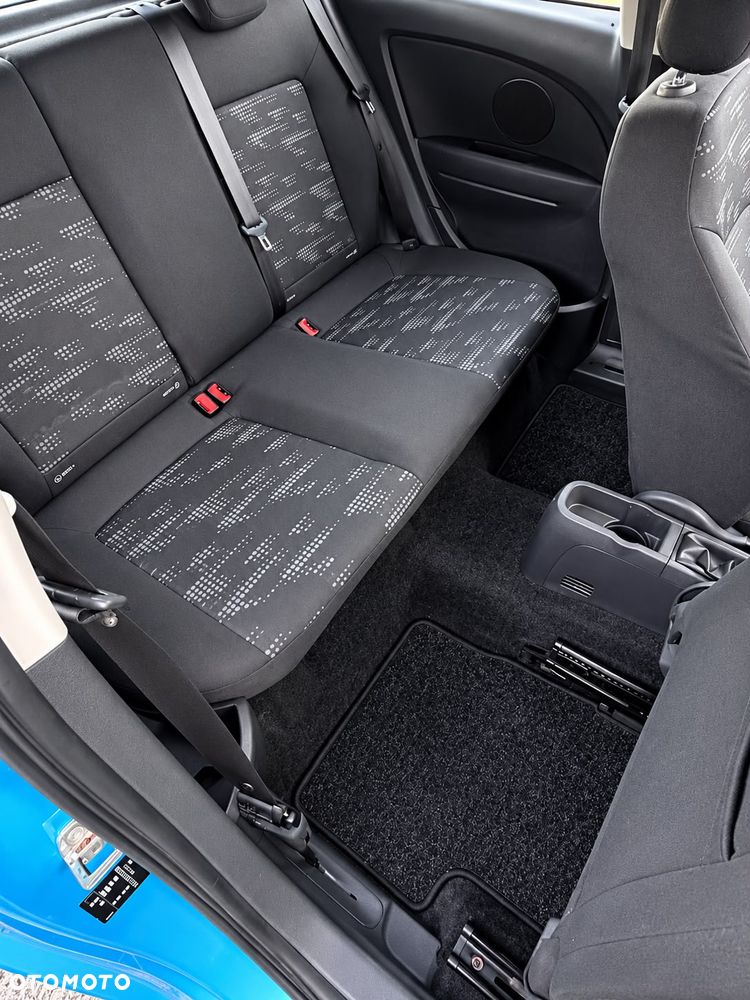 Opel Corsa 1.2 16V Essentia - 20