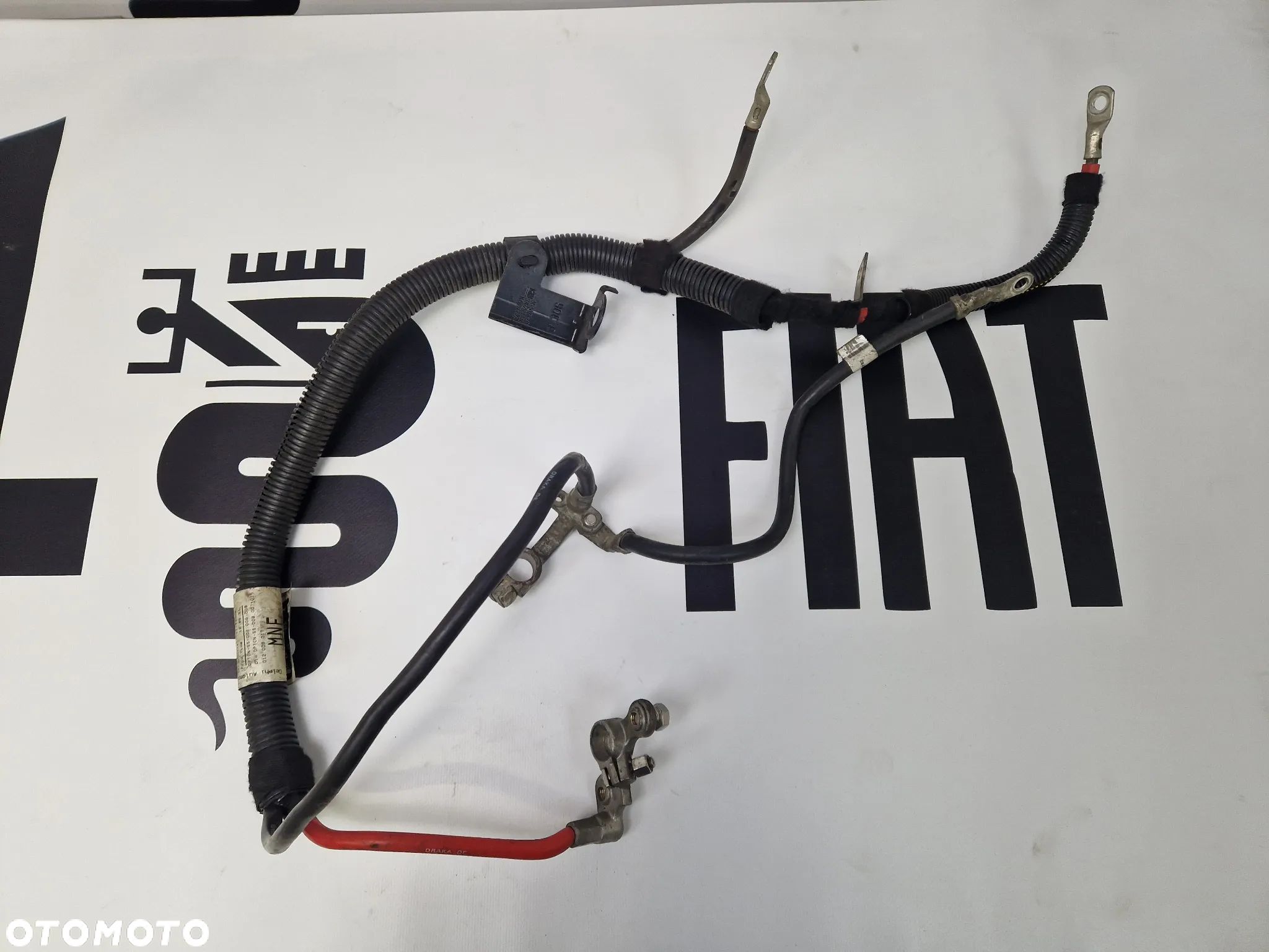 Wiązka alternatora , klemy Opel Corsa D 1.2  55556104 - 1