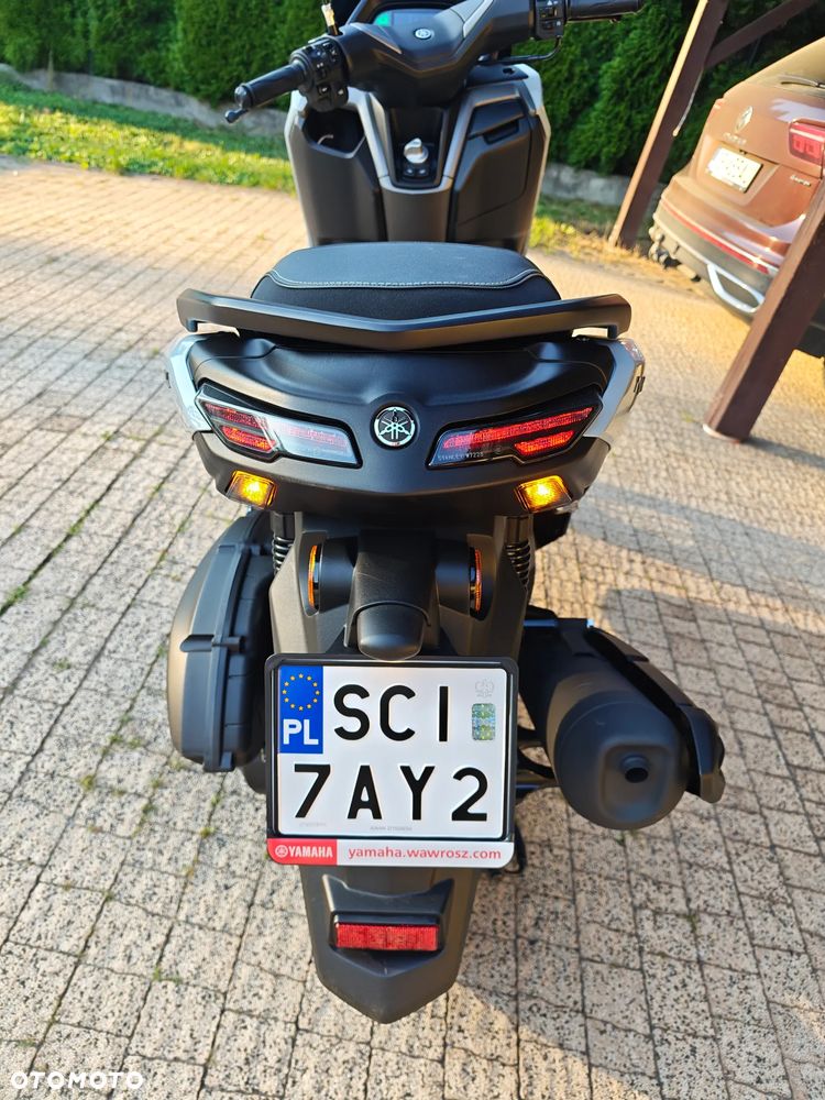 Yamaha NMAX - 7